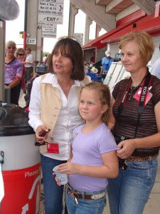 Hannah and Mom, Ryan with Donnalyn